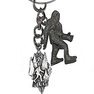Bigfoot Keychain, Sasquatch BELIEVE, New